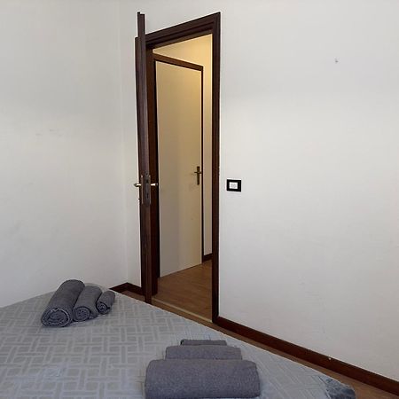 5' From Punta Gro Beach With Free Swimming Pool Sirmione Exterior foto